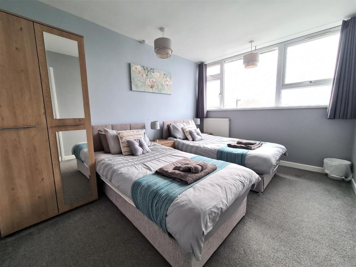 3 Bedroom Apartment Coventry - Hosted By Coventry Accommodation Coventry