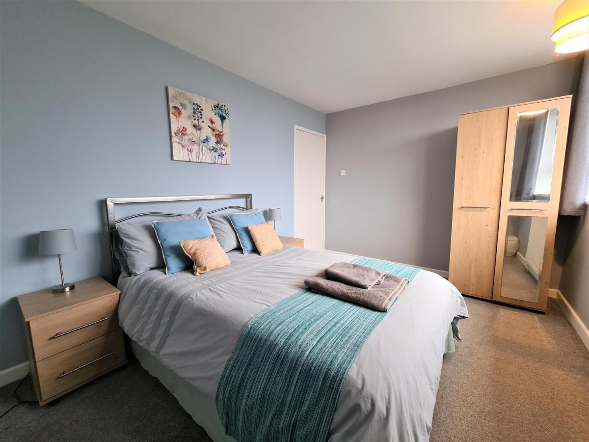 3 Bedroom Apartment Coventry - Hosted By Coventry Accommodation *