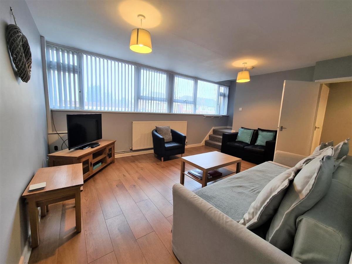 3 Bedroom Apartment Coventry - Hosted By Coventry Accommodation Coventry